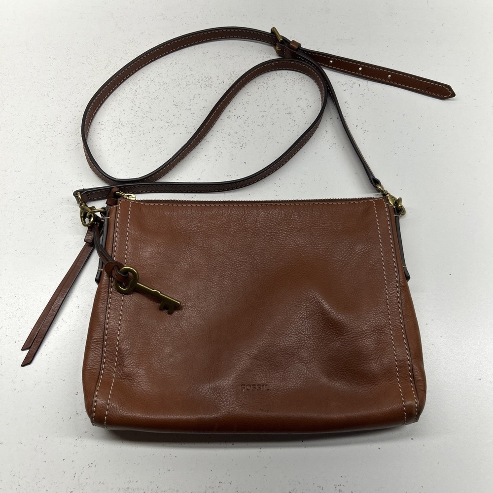 Fossil Harper Small Brown Leather Crossbody Shoulder Bag Purse Adjustable Strap